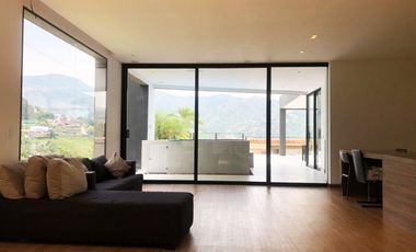 PR19489 Casa en arriendo en el sector Loma del Escobero