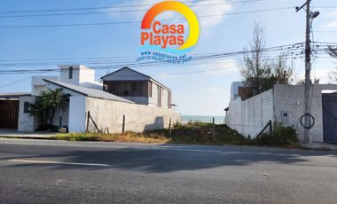 Terreno Frente Al Mar en Playas Villamil, Vía a Data Km. 7.5