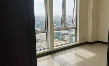 High Rise and Corner 2 Bedroom in Makati Affordable