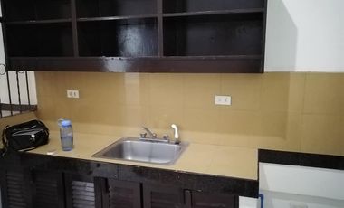 🏠 Your Perfect Space Awaits! Spacious 4-Storey Townhouse for Lease in Sta. Ana, Malate | Fully Furnished, 4 Rooms | Ideal for Executives, Staff Housin