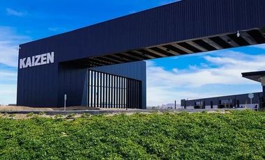 3,734m2 de Nave Industrial dentro de Parque, muy cerca del Aeropuerto internacional de Querétaro