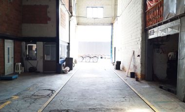 PR18453 Bodega en venta en el sector San Fernando