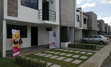 CASA EN VENTA EN SANTA MARIA RAYON ESTADO DE MEXICO