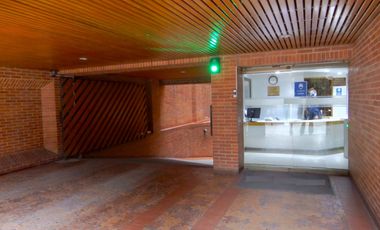 Edificio de Consultorios Médicos y Odontólogicos.