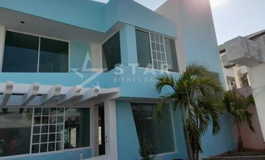 CASA EN COSTA AZUL RECIEN REMODELADA
