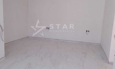 CASA EN COSTA AZUL RECIEN REMODELADA