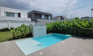 En venta lujosa y moderna casa en Proyecto, Isla Mocolí, Samborondón