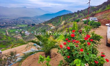 León Propiedades vende casa en condominio, sector lo Águila, Curacavi.