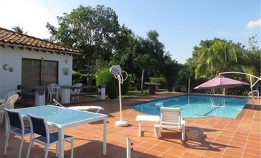 Casa Campestre en Alquiler Vacacional en Ricaurte- Cundinamarca