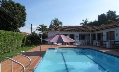 Casa Campestre en Alquiler Vacacional en Ricaurte- Cundinamarca