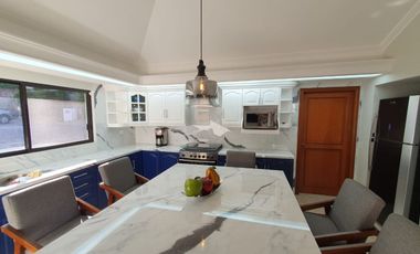 Las Cañadas Hermosa Casa en Venta a Campo de Golf en Coto Privado
