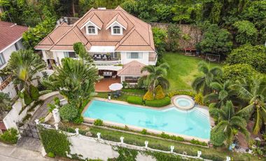 Overlooking House with Swimming Pool for Sale in Busay