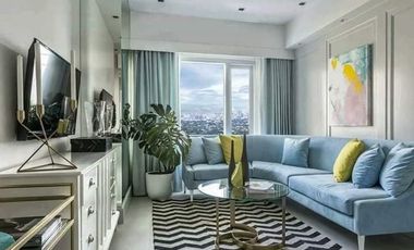 METRO MANILA High End Condo Modern Minimialist Condo near Hotel Mall Resturants and Airport Hospital School Office  HIGH END BUT AFFORDABLE CONDO IN S
