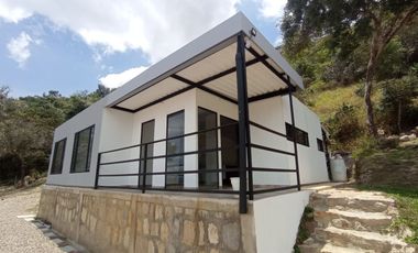 VENTA CASA CAMPESTRE EN FUSAGASUGÁ HERMOSA PARA ESTRENAR