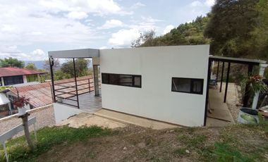 VENTA CASA CAMPESTRE EN FUSAGASUGÁ HERMOSA PARA ESTRENAR