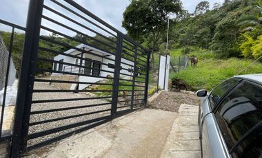 VENTA CASA CAMPESTRE EN FUSAGASUGÁ HERMOSA PARA ESTRENAR