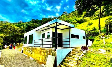 VENTA CASA CAMPESTRE EN FUSAGASUGÁ HERMOSA PARA ESTRENAR