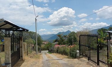 VENTA CASA CAMPESTRE EN FUSAGASUGÁ HERMOSA PARA ESTRENAR
