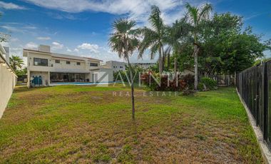Casa amueblada en Venta, Lagos del Sol Residencial, Cancún Quintana Roo.
