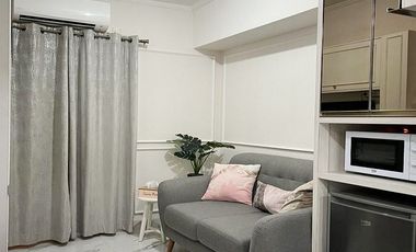 Sewa Apartemen Podomoro Golf View 2BR Dekat Stasiun LRT Harjamukti