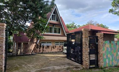 3 Storey House and Lot with Attic Near The Mansion and Mines View