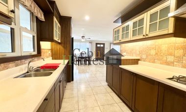 5 Bedroom House in Mandaue Subdivision for Rent