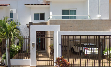 Oportunidad de Inversion  Hermosa Casa en Rio Cutzmala 141,Fluvial Vallarta, 48312 Puerto Vallarta, Jal.
