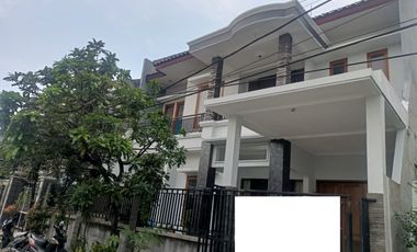 Dijual Rumah 2 Lantai di Duku Pondok Candra - POCAN