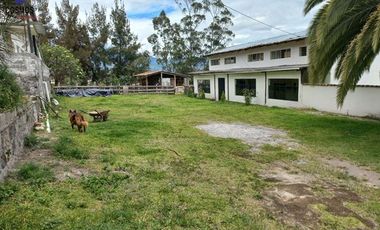 Terreno de venta en Otavalo junto a la ciudadela Ángel Escobar, 1 ha