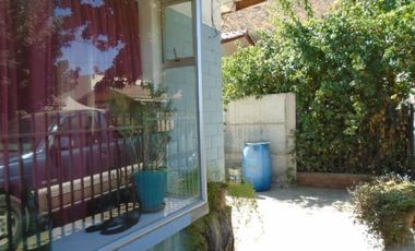 SE VENDE CASA DE 1 PISO EN EXCELENTE SECTOR