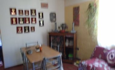 SE VENDE CASA DE 1 PISO EN EXCELENTE SECTOR