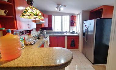 VENTA CASA ALBORADA X ETAPA CONJUNTO CERRADO