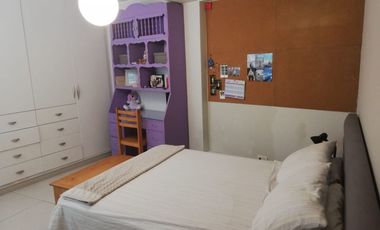 DEPARTAMENTO CON BUENA UBICACION EN SURCO FRENTE A PARQUE