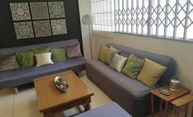 DEPARTAMENTO CON BUENA UBICACION EN SURCO FRENTE A PARQUE