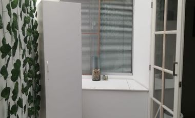 DEPARTAMENTO CON BUENA UBICACION EN SURCO FRENTE A PARQUE