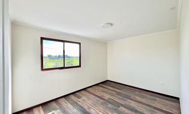 Se vende casa nueva de 300m2 en sitio de 5.000m2, Condominio Valle Tranquilo, Zapallar, Curicó