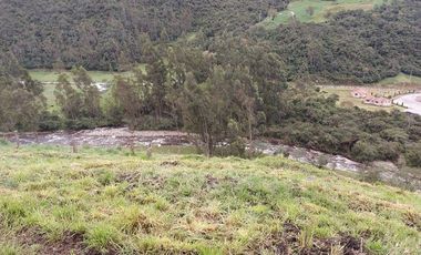 hacienda lechera ganadera de venta sector vía a soldados a 12 minutos de Cuenca