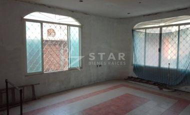 CASA EN COL. LA VENTA