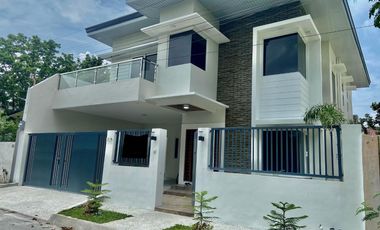 NEWLY BUILT TWO STOREY HOUSE WITH 5 BEDROOMS AND OWN PRIVATE POOL FOR RENT!!