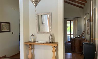 HERMOSA  CASA SECTOR CHAMONATE