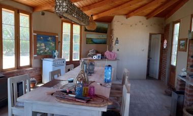 HERMOSA  CASA SECTOR CHAMONATE