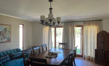 HERMOSA  CASA SECTOR CHAMONATE