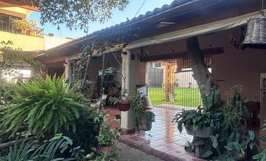 CASA EN RENTA EN SANTIAGO EL CERCADO N.L.