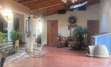 CASA EN RENTA EN SANTIAGO EL CERCADO N.L.