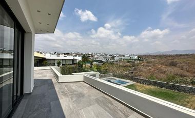 CASA EN VENTA EN LOMAS DE COCOYOC