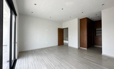 CASA EN VENTA EN LOMAS DE COCOYOC