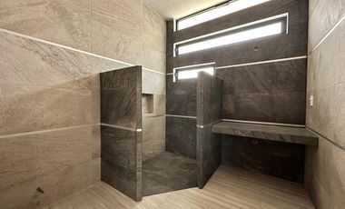 CASA EN VENTA EN LOMAS DE COCOYOC