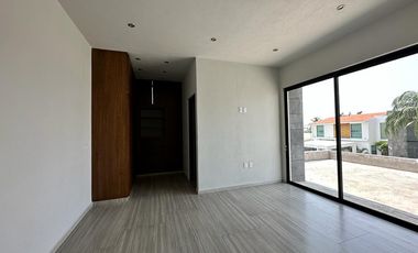 CASA EN VENTA EN LOMAS DE COCOYOC