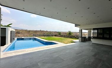 CASA EN VENTA EN LOMAS DE COCOYOC