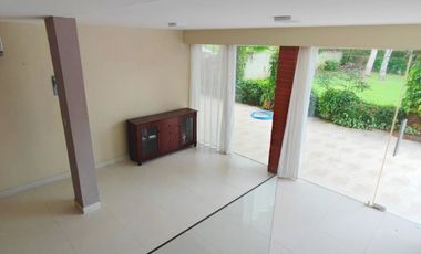 Alquiler Casa en Lago de Capeira 2350 metros de terreno Norte Guayaquil - C242